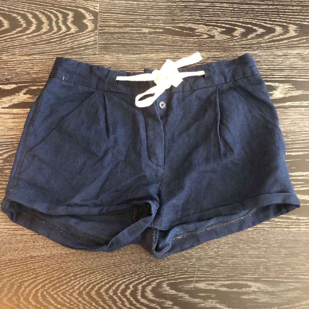 ARITZIA navy tie shorts